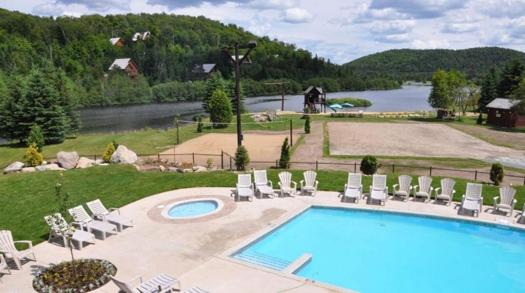 The Chic Shack - Golf, Ski, Spa Saint-Faustin 외부 사진